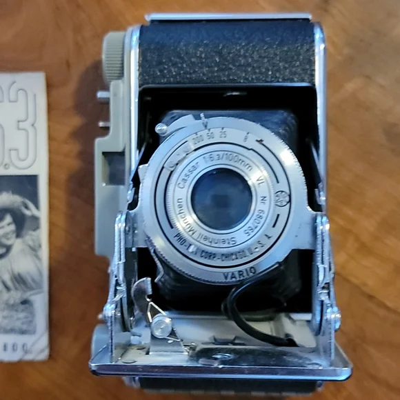 Foldex Vintage Land Camera, manual, and case
